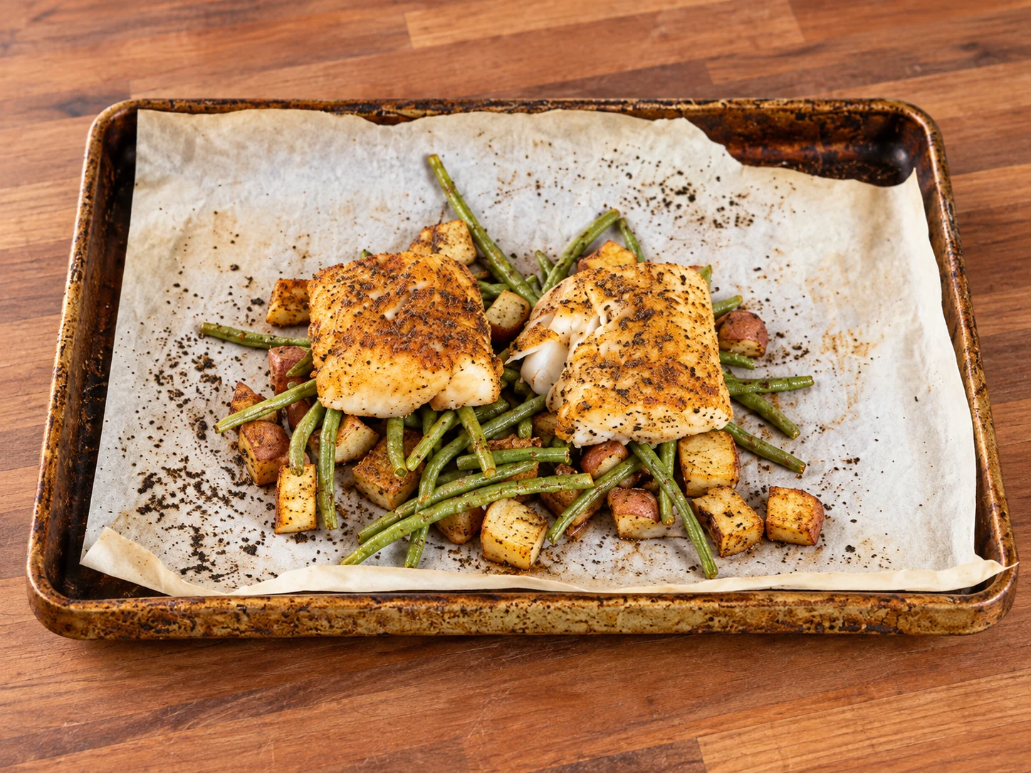 One-pan cod, potatoes & green beans